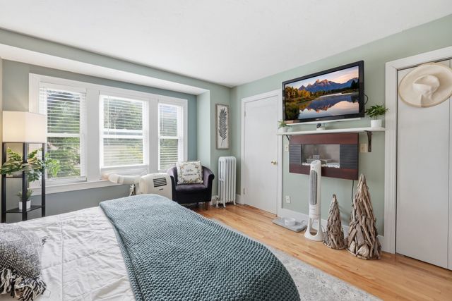 31 Wildrose Ave, Worcester, MA 01602