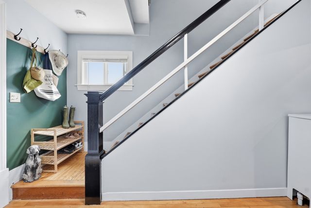 31 Wildrose Ave, Worcester, MA 01602