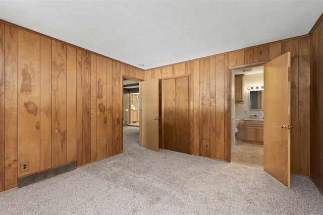 219 Ottawa Drive, Troy, MI 48085