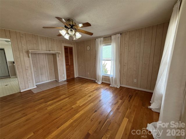 2168 Enon Road, Morganton, NC 28655