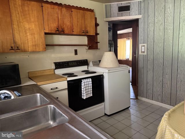 8915 56TH AVE, Berwyn Heights, MD 20740