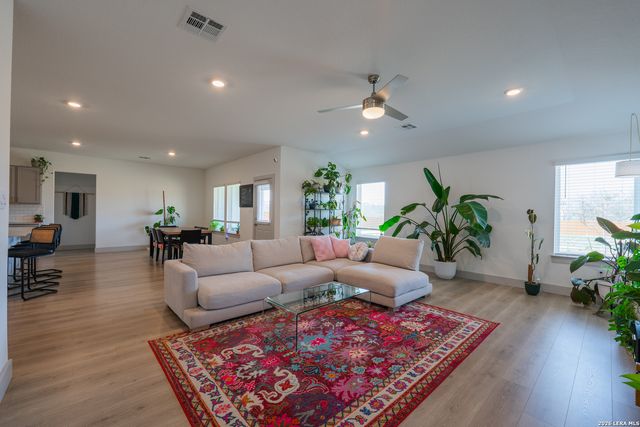 29117 Rock, Bulverde, TX 78163