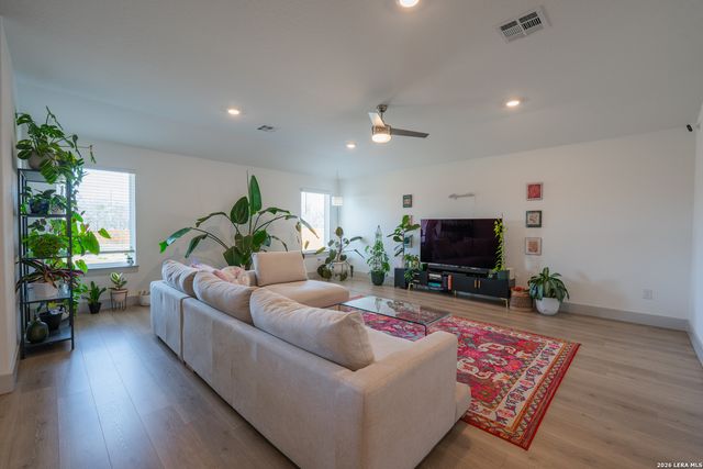 29117 Rock, Bulverde, TX 78163