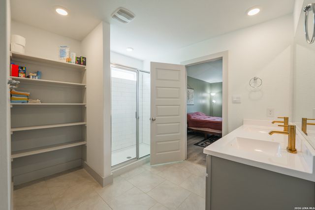 29117 Rock, Bulverde, TX 78163