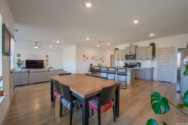 29117 Rock, Bulverde, TX 78163