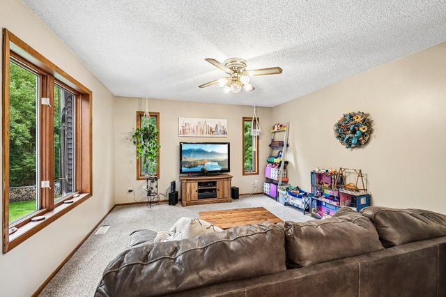 2937 174th Lane NW, Andover, MN 55304