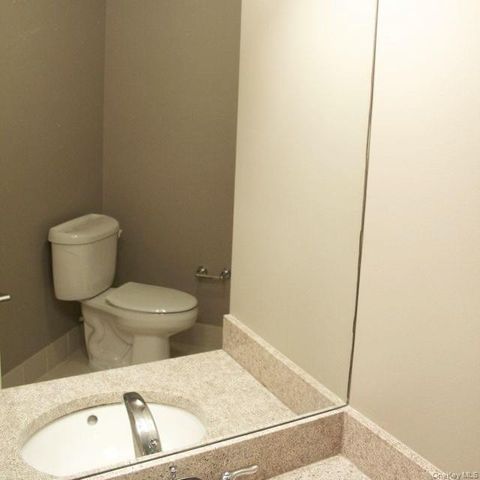 300 Mamaroneck Avenue 201, White Plains, NY 10605