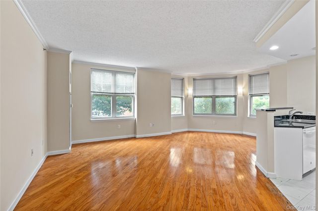300 Mamaroneck Avenue 201, White Plains, NY 10605