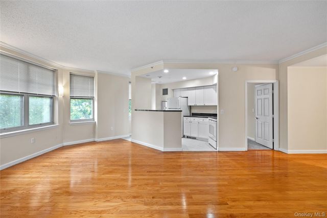 300 Mamaroneck Avenue 201, White Plains, NY 10605