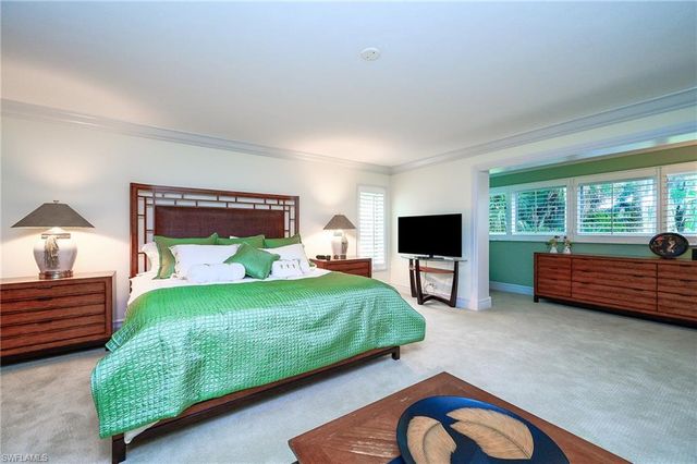 102 Wilderness DR 2114, Naples, FL 34105