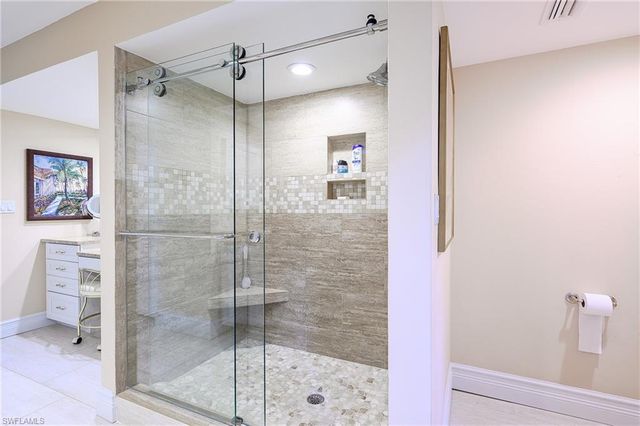 102 Wilderness DR 2114, Naples, FL 34105