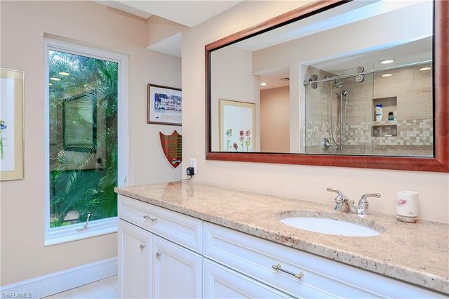 102 Wilderness DR 2114, Naples, FL 34105