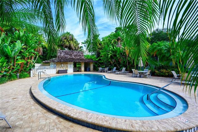 102 Wilderness DR 2114, Naples, FL 34105