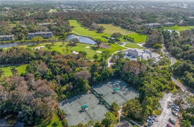 102 Wilderness DR 2114, Naples, FL 34105