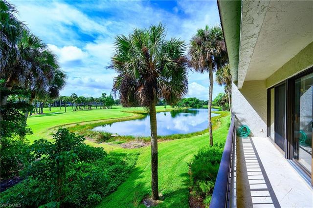 102 Wilderness DR 2114, Naples, FL 34105