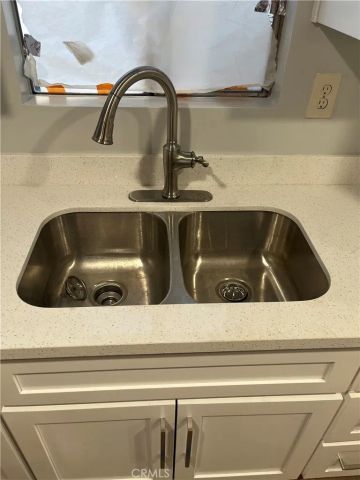 8305 Atlantic 4, Cudahy, CA 90201