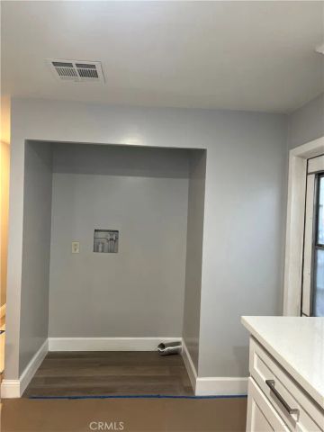 8305 Atlantic 4, Cudahy, CA 90201
