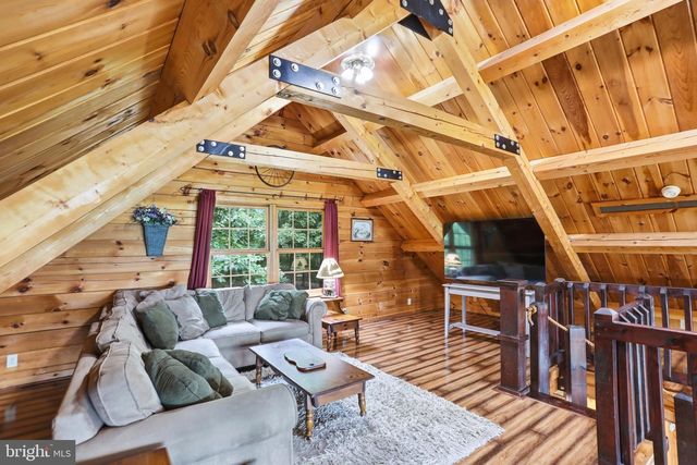 34971 CHARLES TOWN PIKE, Purcellville, VA 20132