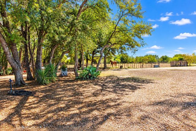 7245 County Road 4095, Kaufman, TX 75142