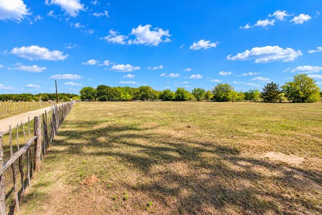7245 County Road 4095, Kaufman, TX 75142