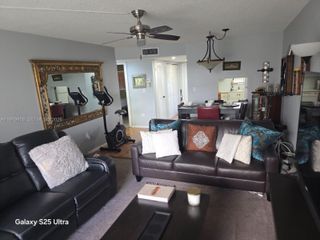 8100 Sunrise Lakes Blvd 110, Sunrise, FL 33322