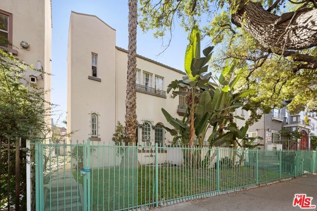 438 S Rampart Boulevard, Los Angeles, CA 90057
