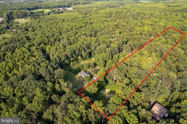 82 MILLER ROAD, Cranbury, NJ 08512