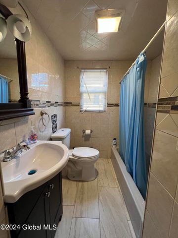 70 Beverly Avenue 1, Albany, NY 12206