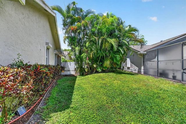 4200 Grove Park Lane, Boynton Beach, FL 33436