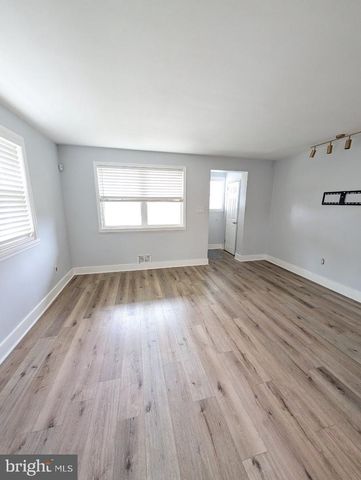 5802 8TH ST NE, Washington, DC 20011