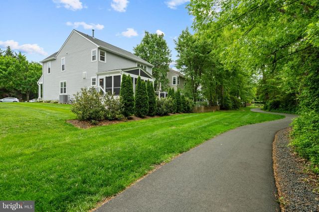 21397 SPRINGWELL DR, Ashburn, VA 20148