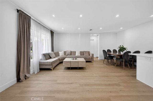 17007 Bassett Street, Van Nuys, CA 91406