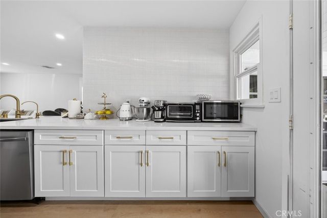 17007 Bassett Street, Van Nuys, CA 91406