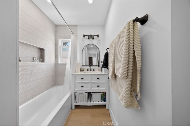 17007 Bassett Street, Van Nuys, CA 91406