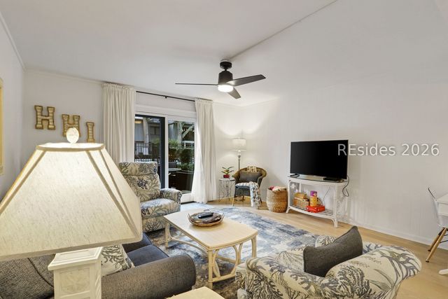 31 S Forest Beach Dr Apt 34, Hilton Head Island, SC 29928