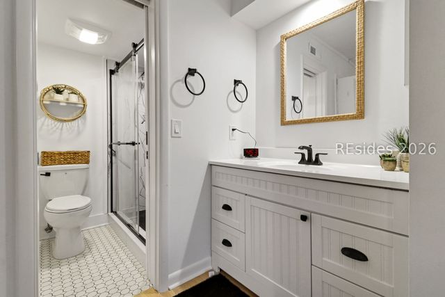 31 S Forest Beach Dr Apt 34, Hilton Head Island, SC 29928