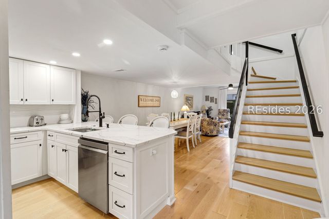 31 S Forest Beach Dr Apt 34, Hilton Head Island, SC 29928