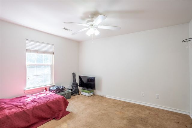 20756 Lakeshore Drive, Springdale, AR 72764