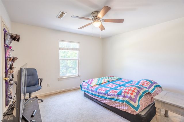 20756 Lakeshore Drive, Springdale, AR 72764