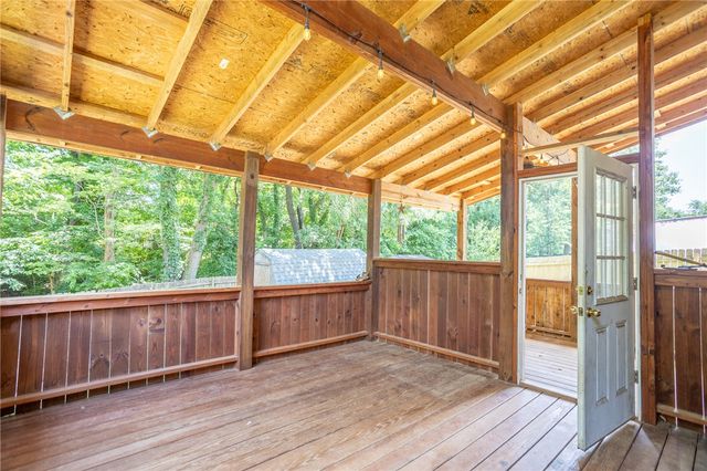 20756 Lakeshore Drive, Springdale, AR 72764