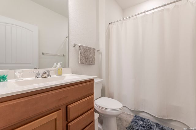 6422 Hibiscus Falls, San Antonio, TX 78218