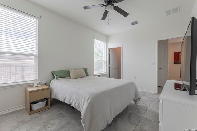 6422 Hibiscus Falls, San Antonio, TX 78218