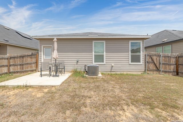 6422 Hibiscus Falls, San Antonio, TX 78218