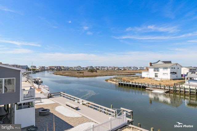 10 IOWA CT, Tuckerton, NJ 08087