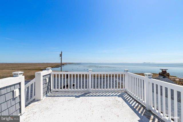 10 IOWA CT, Tuckerton, NJ 08087