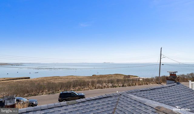 10 IOWA CT, Tuckerton, NJ 08087