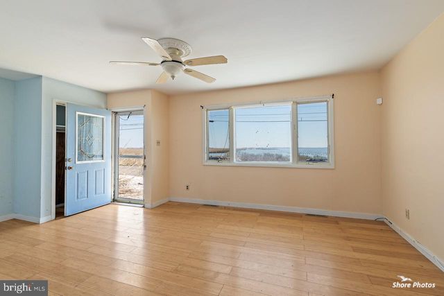 10 IOWA CT, Tuckerton, NJ 08087