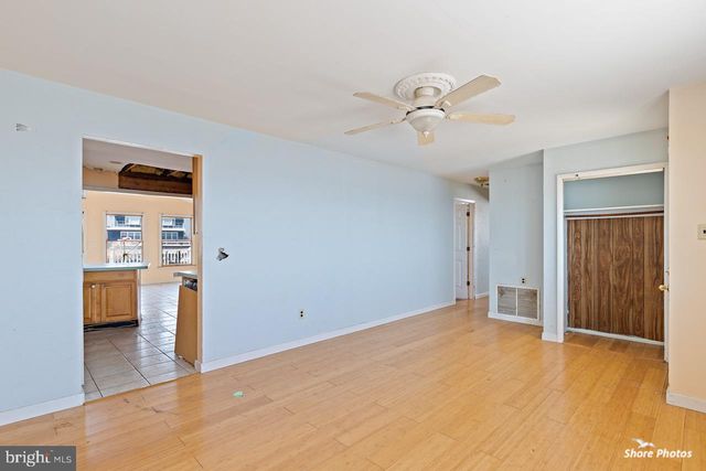 10 IOWA CT, Tuckerton, NJ 08087