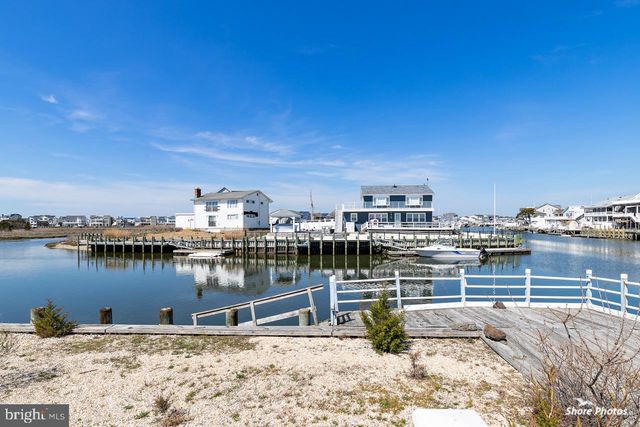 10 IOWA CT, Tuckerton, NJ 08087