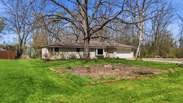6731 S 111th STREET, Franklin, WI 53132